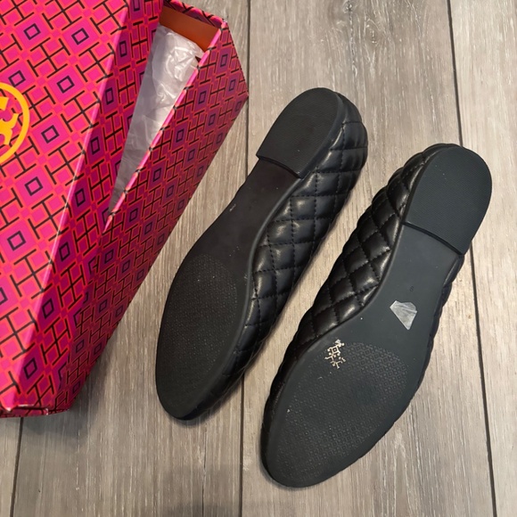 Tory Burch Chelsea quilted ballet flat nappa leather, size 9 - Picture 4 of 6